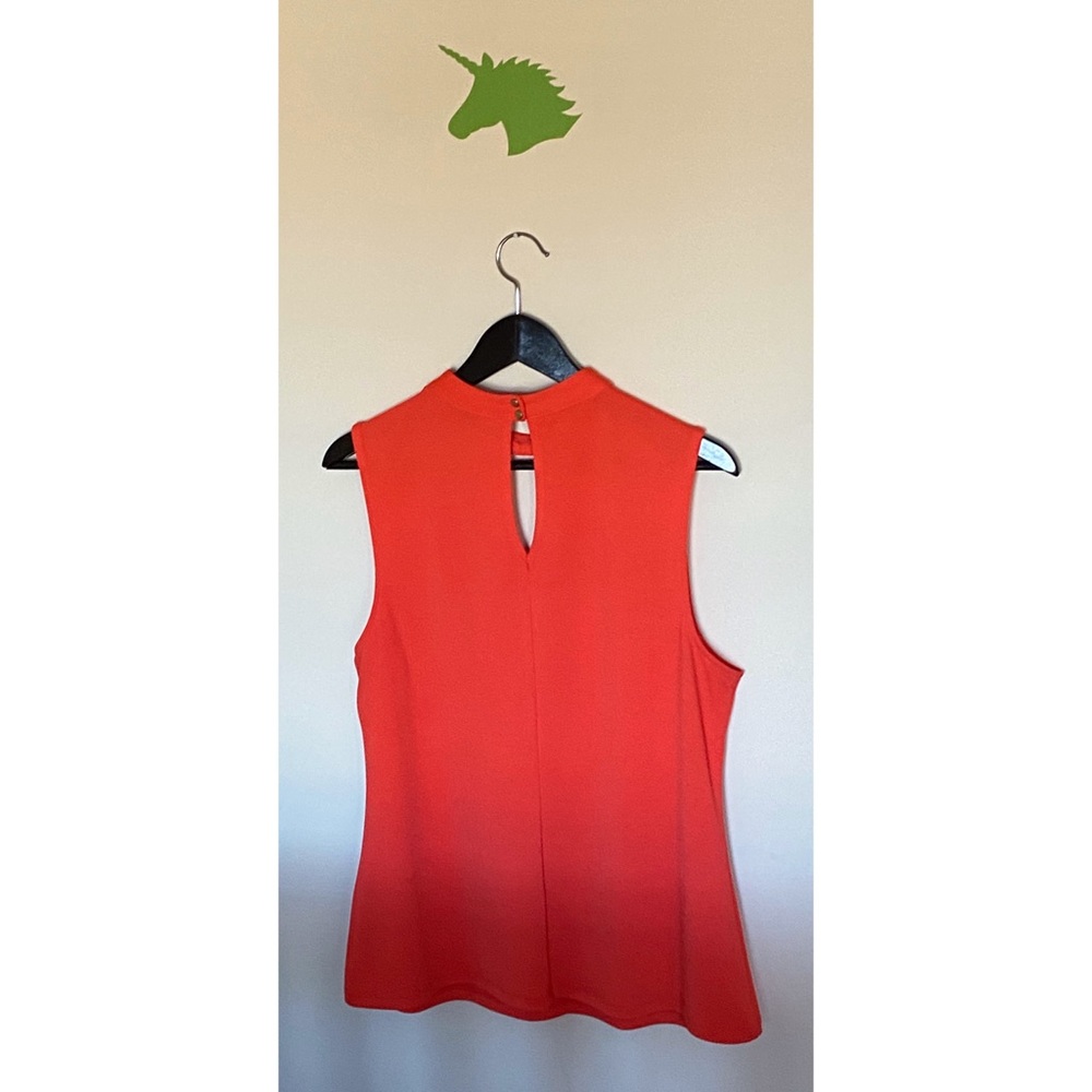 NYCO Blouse with Keyhole in front and back - Picture 2 of 4